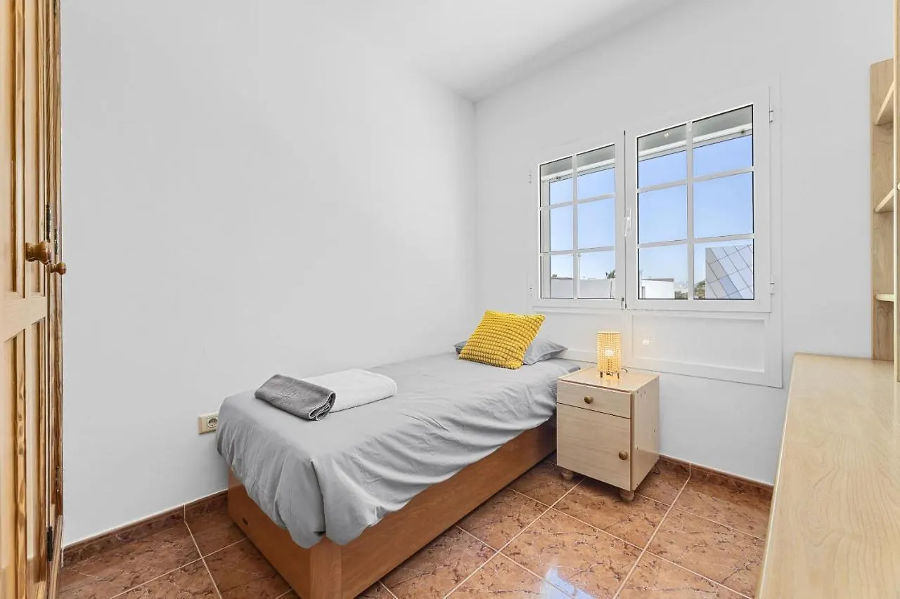 Casa Merlin Playa Honda  Spagna